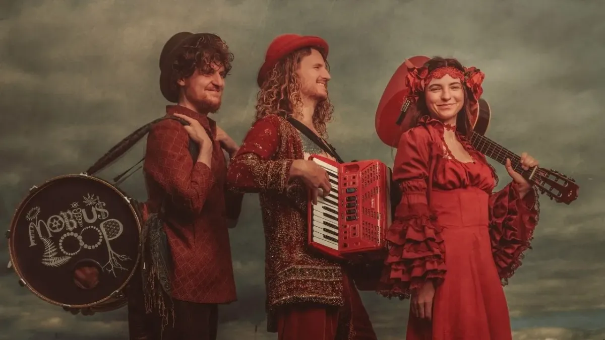Mobius Loop – ‘Right To Roam Tour’