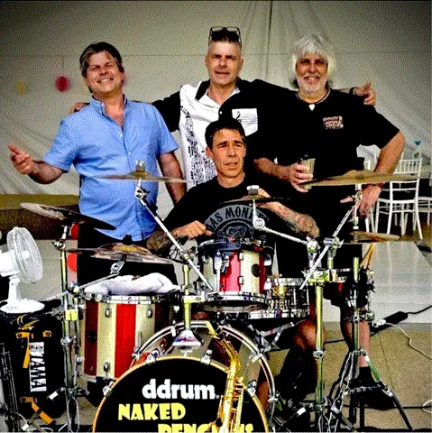 Live Music – The Naked Penguins